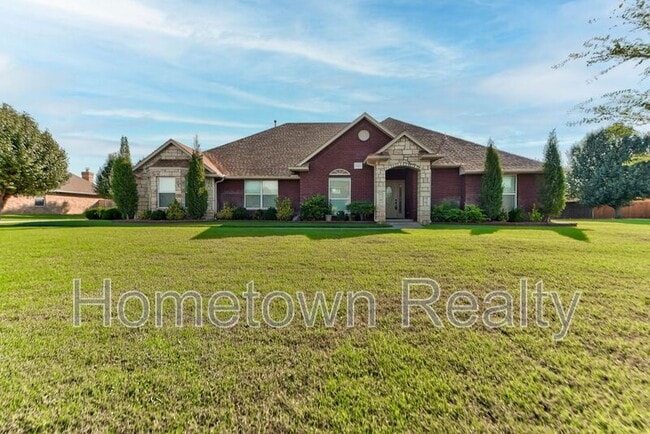 property at 4214 Topaz Cir