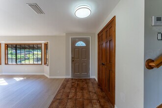 20227 Lake Canyon Dr in Walnut, CA - Foto de edificio - Building Photo