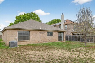10526 Bluegrass Pond in San Antonio, TX - Building Photo - Building Photo