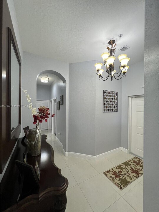 4435 SW 160th Ave in Miramar, FL - Building Photo