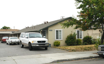 982 Di Giulio Ave in Santa Clara, CA - Building Photo - Building Photo