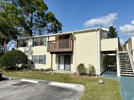 124 Loblolly Ct in Oldsmar, FL - Building Photo