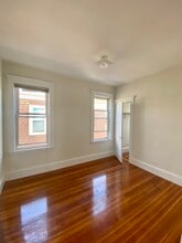7 Harvard Ter, Unit 2 in Boston, MA - Building Photo - Building Photo