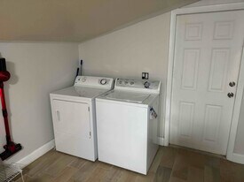 2111 Warwick Rd in Melbourne, FL - Building Photo