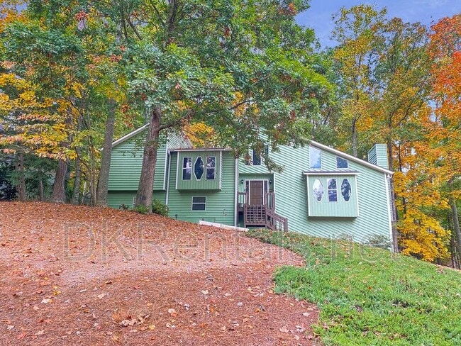 2136 Clementine Dr in Marietta, GA - Building Photo - Building Photo