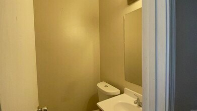 304 E Helen Ave in Wynne, AR - Building Photo - Building Photo
