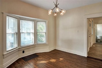 4460 Francis St in Kansas City, KS - Foto de edificio - Building Photo