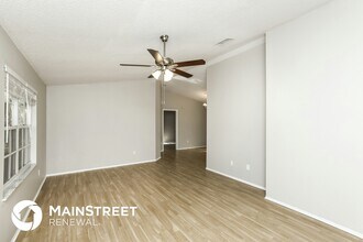 1084 Thompson Rd SW in Palm Bay, FL - Building Photo - Building Photo