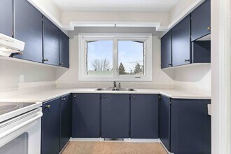 1318 St. Jean St in Ottawa, ON - Building Photo - Building Photo