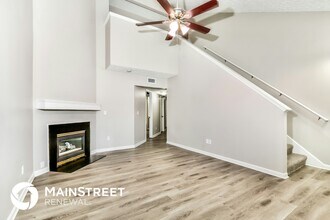 10418 Pinoak View Dr in Louisville, KY - Building Photo - Building Photo