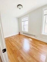 13 Margaret St, Unit 3 in Boston, MA - Foto de edificio - Building Photo