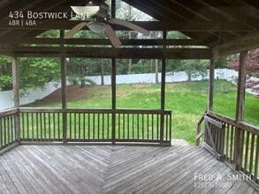 434 Bostwick Ln in Gaithersburg, MD - Building Photo - Building Photo