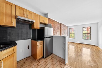 435 7th Ave in Brooklyn, NY - Building Photo - Building Photo