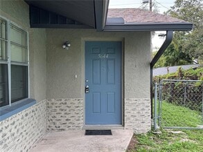 5644 Silver Spur Dr in Holiday, FL - Building Photo - Building Photo