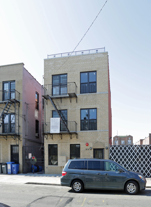 812 E 226th in Bronx, NY - Building Photo