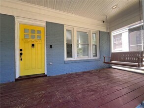 954 Byron Dr SW in Atlanta, GA - Building Photo - Building Photo