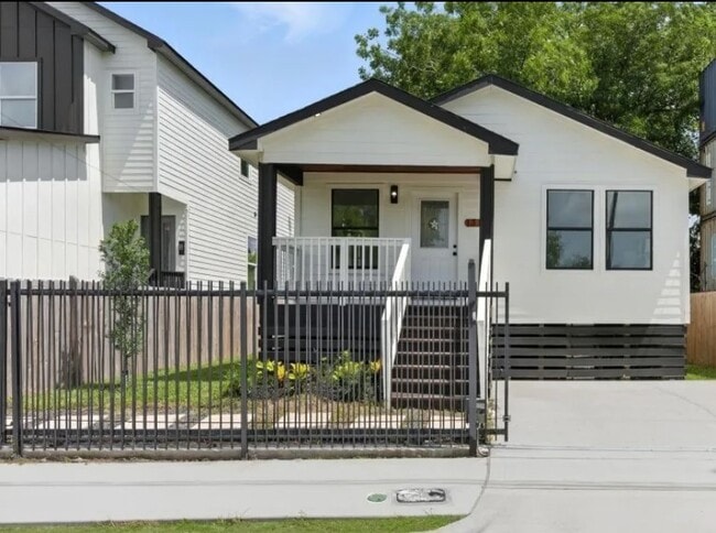 property at 1311 E 35th St