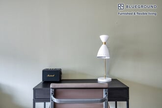 5405 Tuckerman Ln in Rockville, MD - Building Photo - Building Photo