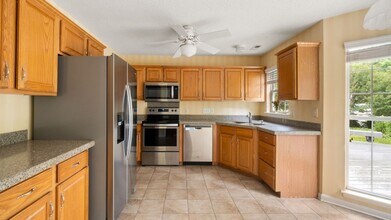 6925 Weirton Pl in Charlotte, NC - Building Photo - Building Photo