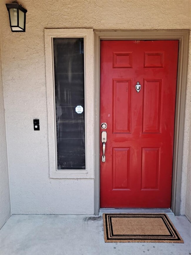 11203 Ranch to Market Rd 2222 in Austin, TX - Foto de edificio - Building Photo