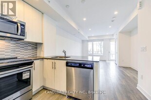 3483 Widdicombe Way in Mississauga, ON - Building Photo