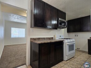 1256 Vine St in El Centro, CA - Building Photo - Building Photo