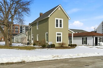 1374 Ida Ave in Columbus, OH - Building Photo - Building Photo