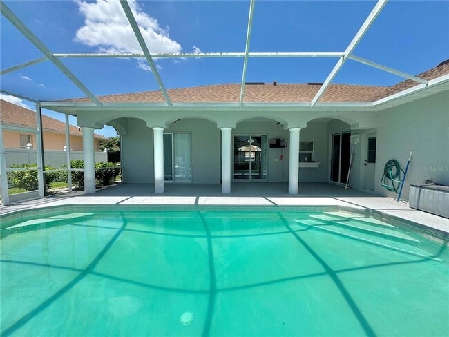 417 Ruby Lake Pl in Winter Haven, FL - Building Photo - Building Photo