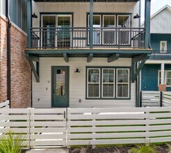 3809 Valley View Rd, Unit 13 in Austin, TX - Building Photo - Building Photo