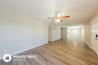 4322 E Saint Catherine Ave in Phoenix, AZ - Foto de edificio - Building Photo