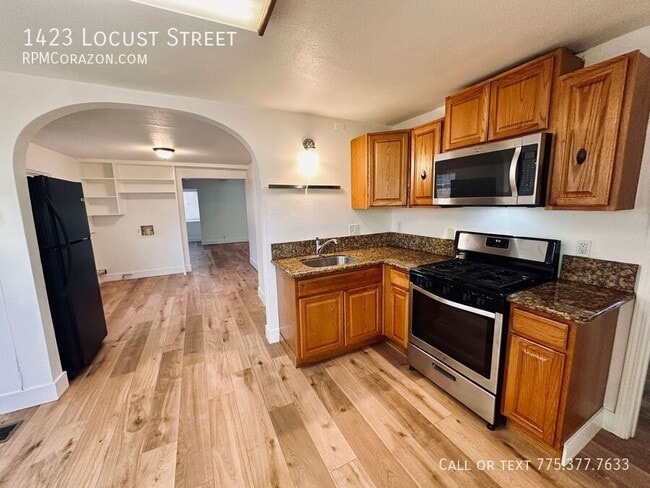 1423 Locust St in Reno, NV - Building Photo - Building Photo