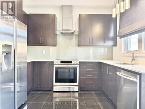 3 Port Arthur Cres in Richmond Hill, ON - Building Photo - Building Photo
