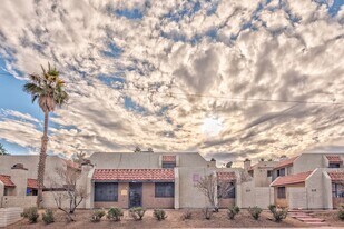 2117 Sun Ave in North Las Vegas, NV - Building Photo