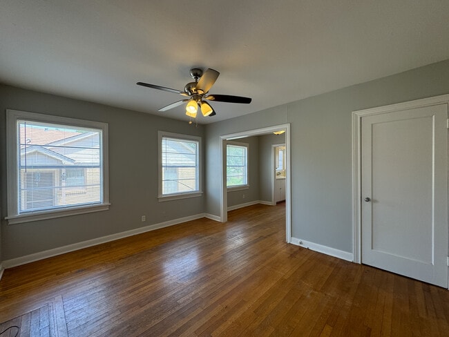 403 E 6th St in Tyler, TX - Building Photo - Building Photo