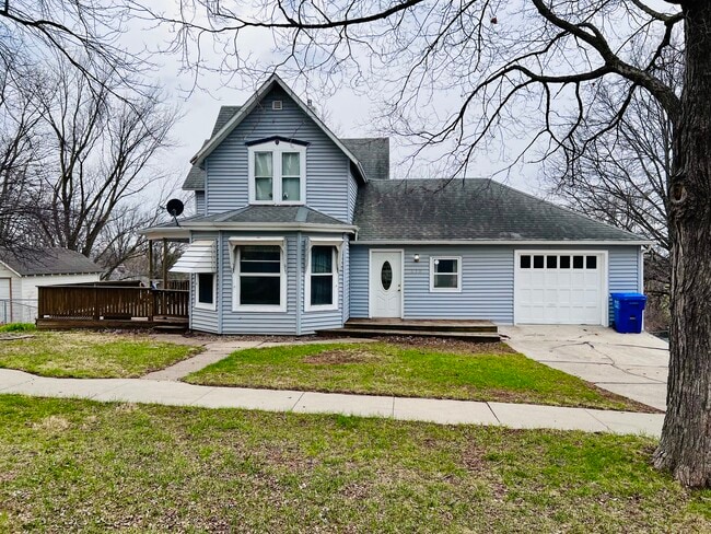610 N Chestnut in Avoca, IA - Building Photo - Building Photo
