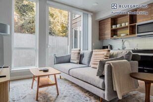 2222 15th Ave W in Seattle, WA - Building Photo