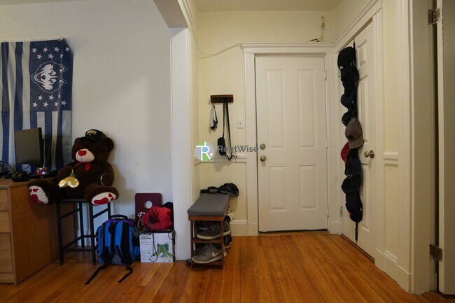 1848 Commonwealth Ave in Boston, MA - Building Photo - Building Photo