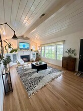 456 King St in Redwood City, CA - Building Photo - Building Photo