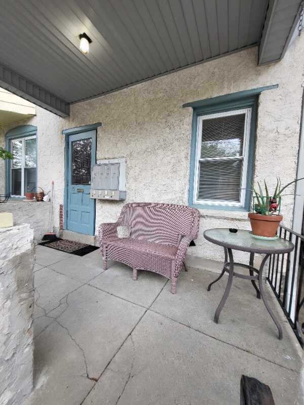 19 W Abington Ave, Unit 3 in Philadelphia, PA - Building Photo - Building Photo