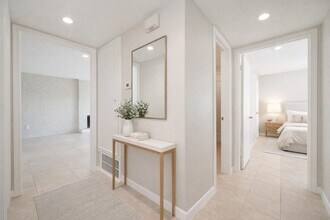 8100 Leonora St in Houston, TX - Building Photo - Building Photo