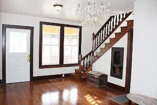 1918 Avenue O 1/2 in Galveston, TX - Building Photo