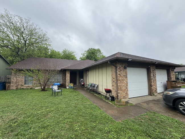 property at 10709 Lanshire Dr