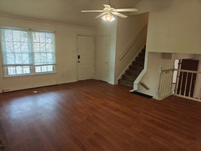 1125 Memory Ln in Lawrenceville, GA - Foto de edificio - Building Photo