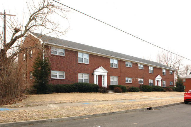 3530 Brockton Ln in Louisville, KY - Building Photo - Building Photo