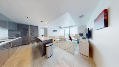 1451 Brickell Ave, Unit 1502 in Miami, FL - Building Photo - Building Photo