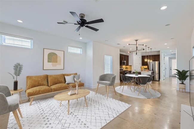property at 3721 Munson St