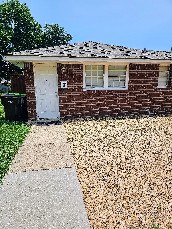 property at 1602 M Ave