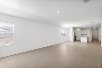 17701 Sage Thrasher Dr in Pflugerville, TX - Foto de edificio - Building Photo