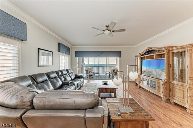 property at 14813 Laguna Dr