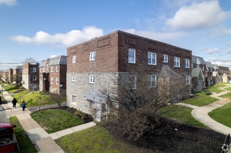 430 Manheim St in Philadelphia, PA - Building Photo - Building Photo